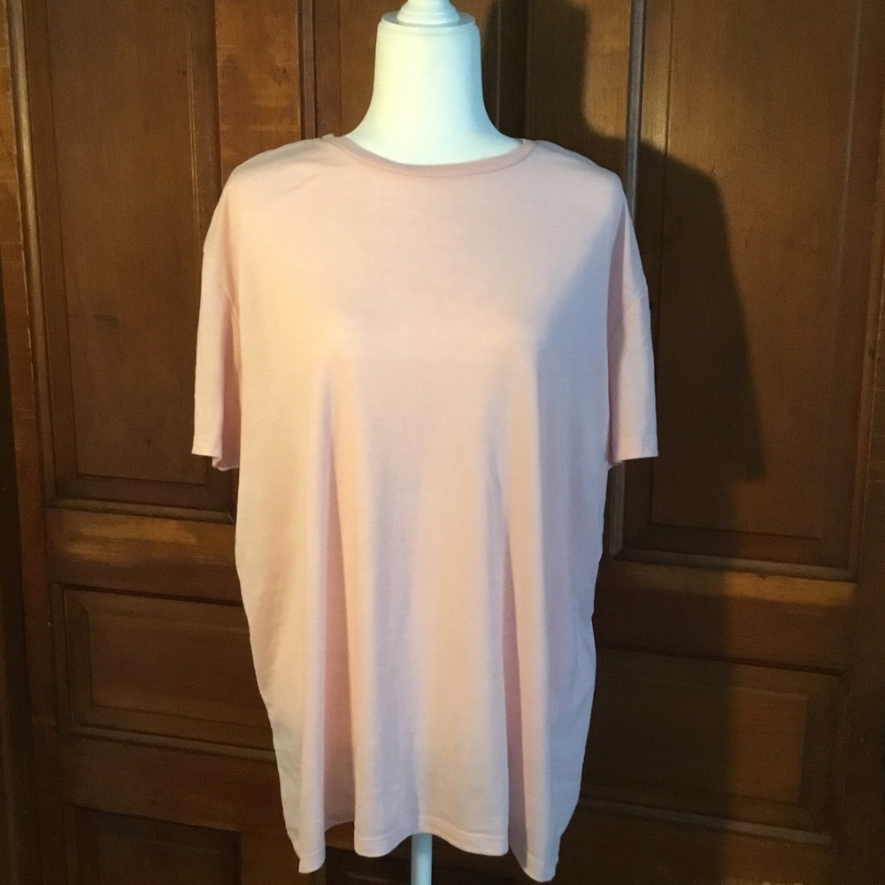 ***SOLD***Men’s Old Navy t-shirt size L